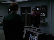 extant_StarTrek_VOY_7x24-RenaissanceMan_0868.jpg