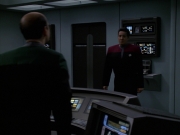 extant_StarTrek_VOY_7x24-RenaissanceMan_0869.jpg