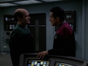 extant_StarTrek_VOY_7x24-RenaissanceMan_0876.jpg