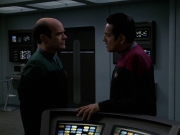 extant_StarTrek_VOY_7x24-RenaissanceMan_0882.jpg