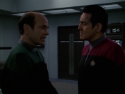 extant_StarTrek_VOY_7x24-RenaissanceMan_0911.jpg