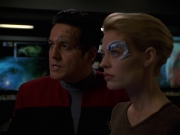 extant_StarTrek_VOY_7x24-RenaissanceMan_0966.jpg