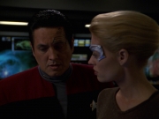 extant_StarTrek_VOY_7x24-RenaissanceMan_0987.jpg