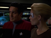 extant_StarTrek_VOY_7x24-RenaissanceMan_1012.jpg