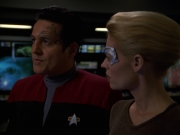 extant_StarTrek_VOY_7x24-RenaissanceMan_1015.jpg