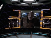 extant_StarTrek_VOY_7x24-RenaissanceMan_1028.jpg