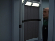 extant_StarTrek_VOY_7x24-RenaissanceMan_1043.jpg