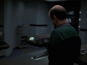 Filename=extant_StarTrek_VOY_7x24-RenaissanceMan_1056.jpg
Filesize=103KiB
Dimensions=1200x900
Date added=Jan 16, 2020 extant_StarTrek_VOY_7x24-RenaissanceMan_1056.jpg