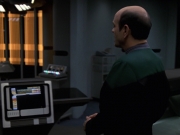 Filename=extant_StarTrek_VOY_7x24-RenaissanceMan_1057.jpg
Filesize=122KiB
Dimensions=1200x900
Date added=Jan 16, 2020 extant_StarTrek_VOY_7x24-RenaissanceMan_1057.jpg