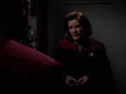Filename=extant_StarTrek_VOY_7x24-RenaissanceMan_1160.jpg
Filesize=89KiB
Dimensions=1200x900
Date added=Jan 16, 2020 extant_StarTrek_VOY_7x24-RenaissanceMan_1160.jpg