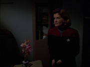 Filename=extant_StarTrek_VOY_7x24-RenaissanceMan_1181.jpg
Filesize=88KiB
Dimensions=1200x900
Date added=Jan 16, 2020 extant_StarTrek_VOY_7x24-RenaissanceMan_1181.jpg