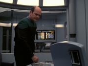 Filename=extant_StarTrek_VOY_7x24-RenaissanceMan_1265.jpg
Filesize=130KiB
Dimensions=1200x900
Date added=Jan 16, 2020 extant_StarTrek_VOY_7x24-RenaissanceMan_1265.jpg