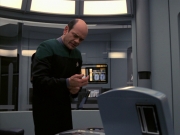 Filename=extant_StarTrek_VOY_7x24-RenaissanceMan_1268.jpg
Filesize=135KiB
Dimensions=1200x900
Date added=Jan 16, 2020 extant_StarTrek_VOY_7x24-RenaissanceMan_1268.jpg
