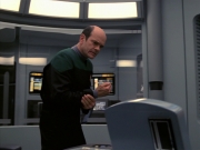 Filename=extant_StarTrek_VOY_7x24-RenaissanceMan_1271.jpg
Filesize=132KiB
Dimensions=1200x900
Date added=Jan 16, 2020 extant_StarTrek_VOY_7x24-RenaissanceMan_1271.jpg