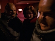extant_StarTrek_VOY_7x24-RenaissanceMan_1309.jpg