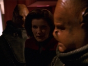 extant_StarTrek_VOY_7x24-RenaissanceMan_1311.jpg