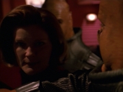 extant_StarTrek_VOY_7x24-RenaissanceMan_1313.jpg