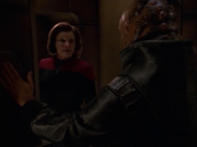 extant_StarTrek_VOY_7x24-RenaissanceMan_1320.jpg