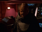 extant_StarTrek_VOY_7x24-RenaissanceMan_1321.jpg