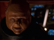 extant_StarTrek_VOY_7x24-RenaissanceMan_1324.jpg