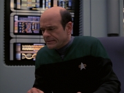 extant_StarTrek_VOY_7x24-RenaissanceMan_1383.jpg