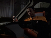 extant_StarTrek_VOY_7x24-RenaissanceMan_1386.jpg