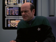 extant_StarTrek_VOY_7x24-RenaissanceMan_1390.jpg