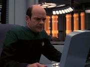 extant_StarTrek_VOY_7x24-RenaissanceMan_1404.jpg