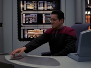 extant_StarTrek_VOY_7x24-RenaissanceMan_1424.jpg