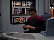 extant_StarTrek_VOY_7x24-RenaissanceMan_1427.jpg