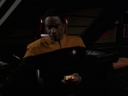 extant_StarTrek_VOY_7x24-RenaissanceMan_1438.jpg