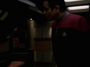 extant_StarTrek_VOY_7x24-RenaissanceMan_1444.jpg