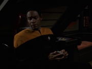 extant_StarTrek_VOY_7x24-RenaissanceMan_1446.jpg