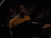 extant_StarTrek_VOY_7x24-RenaissanceMan_1448.jpg