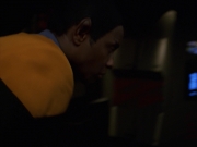 extant_StarTrek_VOY_7x24-RenaissanceMan_1458.jpg