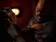 extant_StarTrek_VOY_7x24-RenaissanceMan_1491.jpg