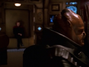 extant_StarTrek_VOY_7x24-RenaissanceMan_1513.jpg