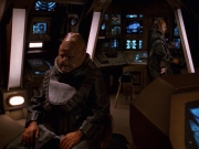 extant_StarTrek_VOY_7x24-RenaissanceMan_1524.jpg