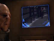 extant_StarTrek_VOY_7x24-RenaissanceMan_1528.jpg