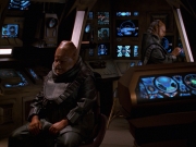 extant_StarTrek_VOY_7x24-RenaissanceMan_1537.jpg