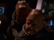 extant_StarTrek_VOY_7x24-RenaissanceMan_1564.jpg