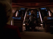 extant_StarTrek_VOY_7x24-RenaissanceMan_1567.jpg