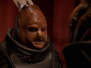 extant_StarTrek_VOY_7x24-RenaissanceMan_1577.jpg