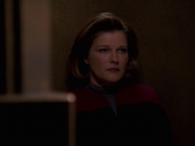extant_StarTrek_VOY_7x24-RenaissanceMan_1597.jpg
