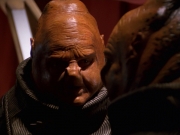 extant_StarTrek_VOY_7x24-RenaissanceMan_1601.jpg