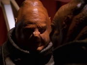 extant_StarTrek_VOY_7x24-RenaissanceMan_1602.jpg