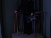 extant_StarTrek_VOY_7x24-RenaissanceMan_1758.jpg