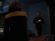 extant_StarTrek_VOY_7x24-RenaissanceMan_1789.jpg