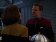 extant_StarTrek_VOY_7x24-RenaissanceMan_1801.jpg