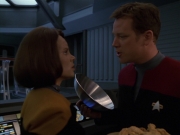 extant_StarTrek_VOY_7x24-RenaissanceMan_1821.jpg